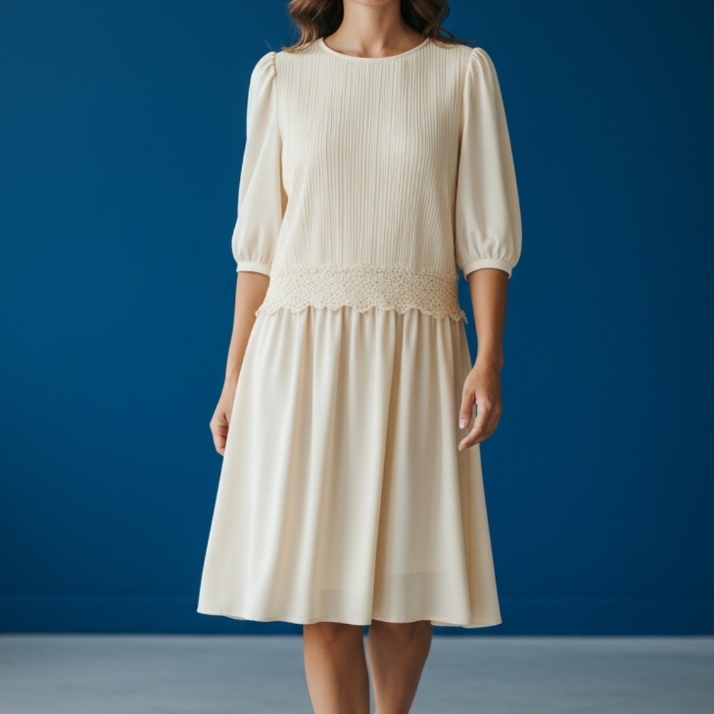 Cue Ivory/ Off White Long Sleeve Dress 6630